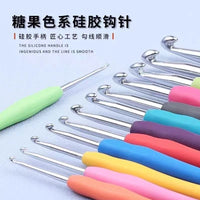 Ergonomic Stainless Steel Crochet Hook Set for Yarn Crafting and DIY Knitting
