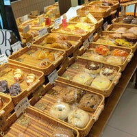 Japanese Style Rattan Woven Serving Tray with Handles, Rectangular Bread Basket for Snacks and Pastries