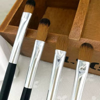 Portable Soft Eyeshadow Blending Brush for Eye Makeup