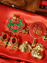 Miniature Chinese Ancient Style Dollhouse Accessories Set - Jade Bracelet, Dowry, Jewelry, Comb, Mirror Models