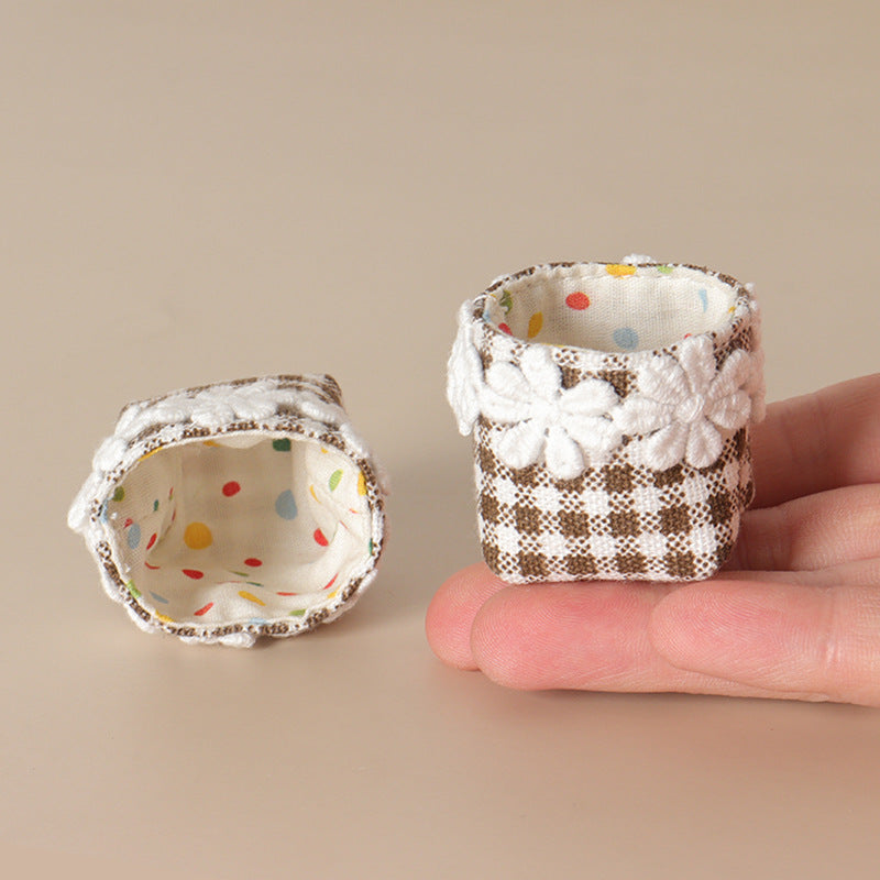 1:12 Dollhouse Miniature Fabric Storage Basket Model