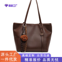 Women's Large Capacity Tote Bag with Pendant, Stylish Commuter Shoulder Bag