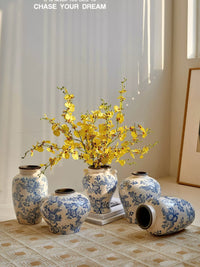 New Chinese Style Vintage Blue and White Porcelain Vase for Flowers and Home Decor