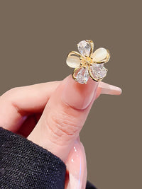 Elegant Rhinestone Cat Eye Flower Brooch Pin for Women, Anti-Exposure Cardigan Collar Decoration