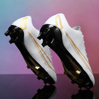 Men's Low-Cut Cleated Soccer Shoes for Training and Play