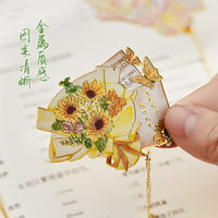 Floral Metal Hollow Bookmark - Elegant Flower Design for Students & Teachers