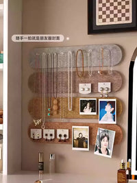 Wall-Mounted Felt Jewelry Display Organizer for Necklaces, Bracelets, and Earrings
