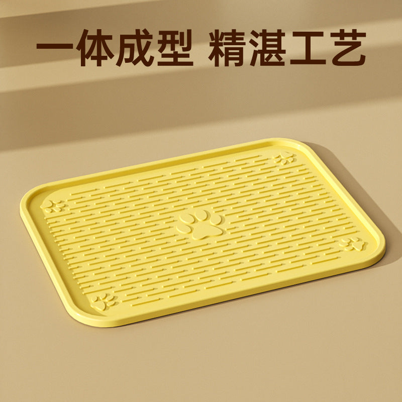 Cat Litter Mat with Spill-Proof and Tracking Control Features