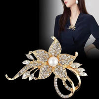 Korean Style Alloy Brooch for Women, Rhinestone Embellished Anti-Exposure Pin for Coats and Dresses