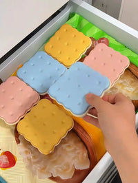 Reusable Silicone Ice Cube Tray with Storage Bin, Easy Release Food-Grade Ice Maker Mold for Home