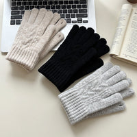Unisex Winter Knit Gloves with Touchscreen Finger Tips