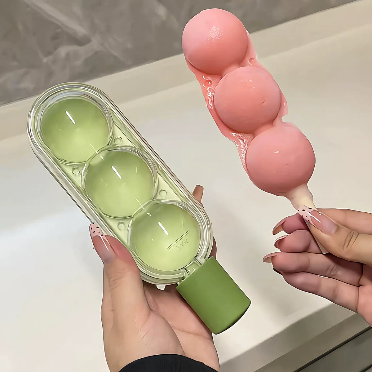DIY Silicone Ice Pop Molds for Homemade Ice Cream & Popsicles - Easy Release Cat Paw & Rose Shapes