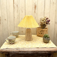 Pleated Lampshade Rattan Base Table Lamp, Nordic Retro Style USB Powered Warm Light for Bedroom Study Decor