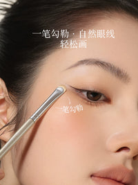 Gudi Ultra-Fine Crescent Eyeliner Brush for Detailed Eye Makeup