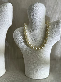 Abstract Plaster Mannequin Necklace Display Stand for Jewelry Store Window