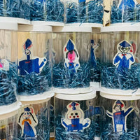 Clear Dome Display Boxes for Kindergarten Art Projects and Graduation Exhibits
