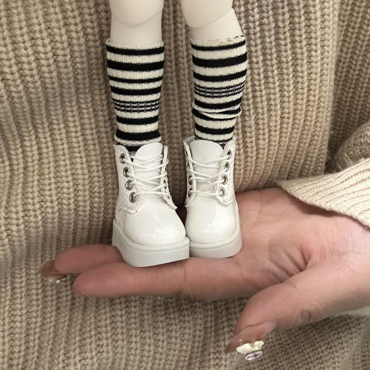 BJD Doll Patent Leather Lace-up Martin Boots for 1/6 Scale Dolls
