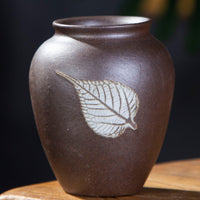 Ceramic Kiln Glazed Tabletop Vase for Hydroponics and Floral Arrangements, High-Temperature Fired Maple Leaf Retro Design
