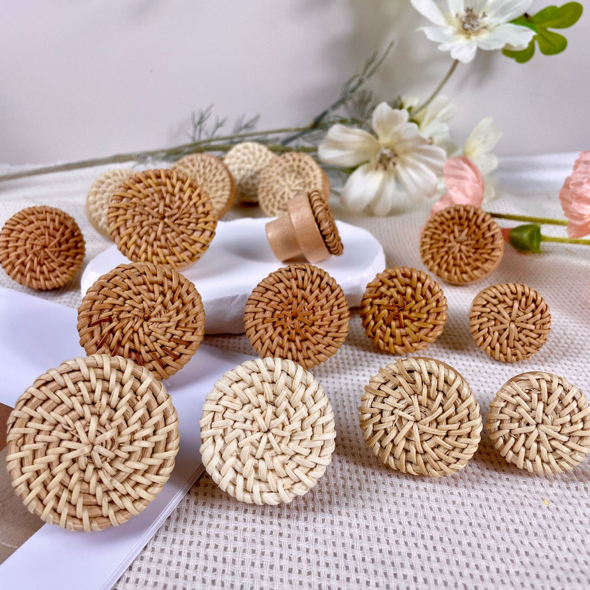 Solid Wood Rattan Drawer Pull, Single Hole Cabinet Knob, Natural Wood Woven Round Wooden Handle