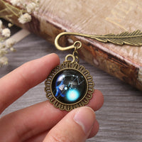 Creative Luminous Zodiac Feather Bookmark with Pendant, Retro European Style Metal Bookmark for Students