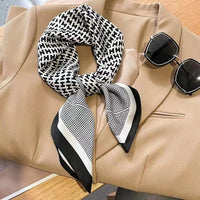 70x70cm Lightweight Square Scarf for Women, Luxury Style Necktie for Spring/Summer Outfits