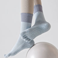 Color-Block Five-Toe Yoga Socks Non-Slip Pilates Split-Toe Mid-Calf Sports Fitness Floor Socks