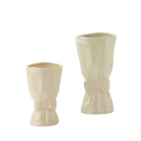 Ceramic Hand-Held Bouquet Vase with Bowknot for Hydroponic Fresh Flowers, Tabletop Decor