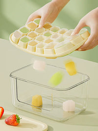 Ice Cube Tray with Lid and Press, Silicone Ice Maker Mold for Homemade Ice Cubes, Household Refrigerator Storage Box
