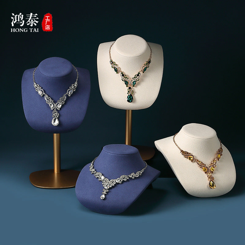 Hongtai Luxury Velvet Necklace Display Bust with Metal Base for Jewelry Stores