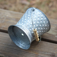 Vintage American Style Metal Planter Box with Handle and Base for Garden Decor