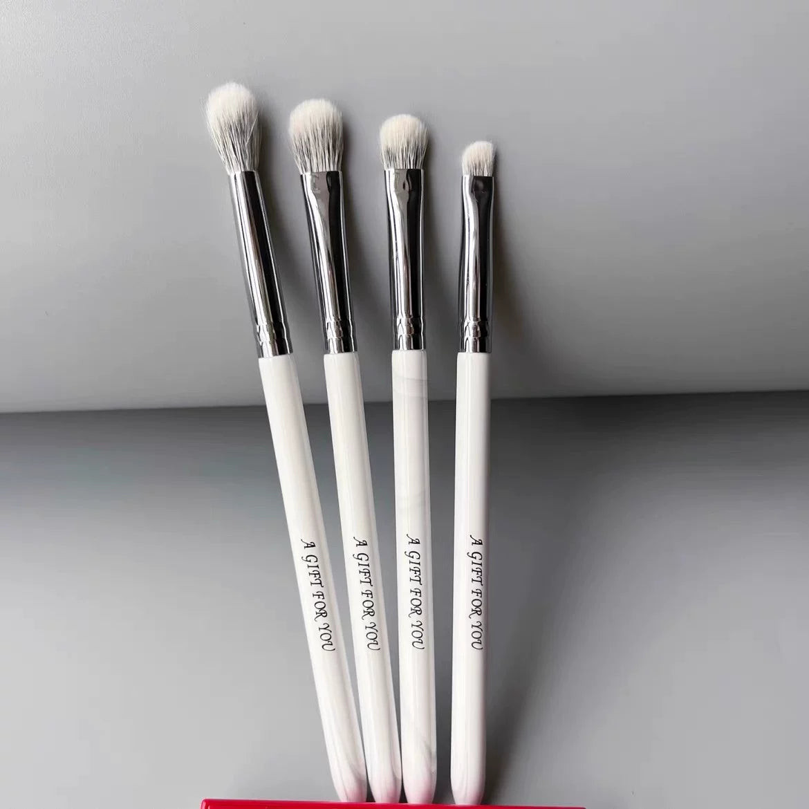 Wool Eyeshadow Brush Set for Nose Shadow, Blending, and All-Over Color