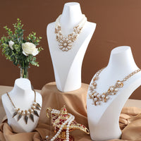 Elegant Resin Mannequin Jewelry Display Stand for Necklaces and Pendants