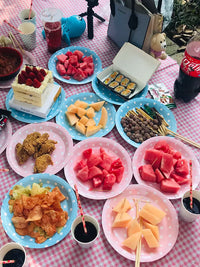 Disposable Paper Plates for Parties, Picnics, and Desserts - Round and Square Designs