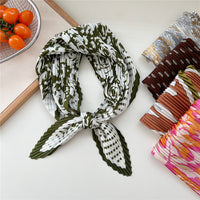 70cm Pleated Square Scarf for Men and Women, Necktie and Decorative Accessory for All Seasons