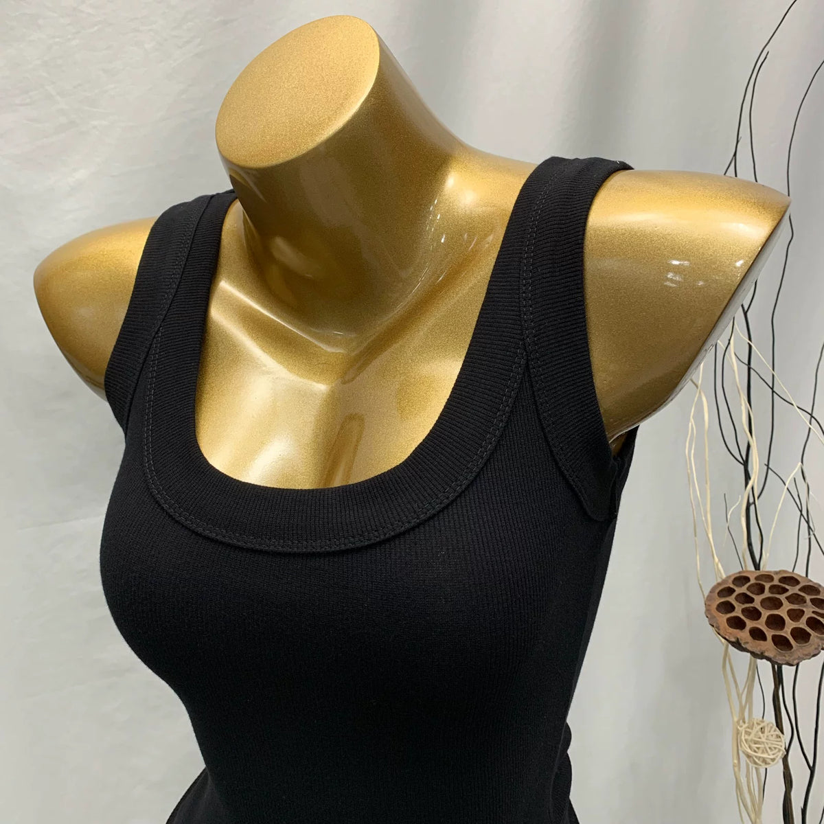 U-Neck Wide Strap Slimming Camisole Tank Top with Underarm Coverage
