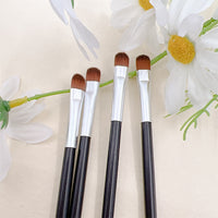 Soft Eyeshadow Blending Brush for Detailed Eye Makeup Application