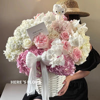 Handwoven Rattan-Style Flower Basket for DIY Bouquets and Floral Arrangements