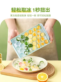 Spherical Ice Cube Tray with Lid, Food-Grade Silicone Ice Ball Maker for Home Freezers