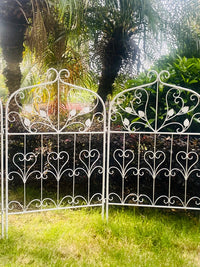 European Vintage Wrought Iron Garden Fence Panel for Yard and Flower Bed Decor