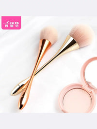 Large Fluffy Powder Brush for Face Makeup - Easy-to-Use Portable Cosmetic Tool for Blush and Loose Powder