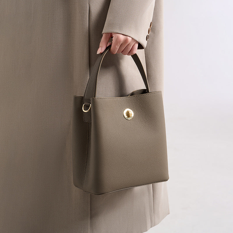 2026 New Women's Fashion Crossbody Bucket Bag Stylish Shoulder Handbag for Commute