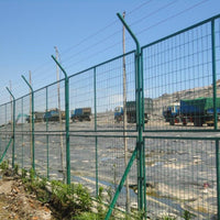 Welded Wire Mesh Fence Panel with Triangular Bends for Garden and Enclosures