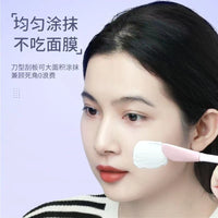 Dual-Ended Silicone Facial Mask Brush for Cleansing and Application