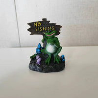 Aquarium Resin Warning Sign Ornament - Shark/Frog Skull Decor