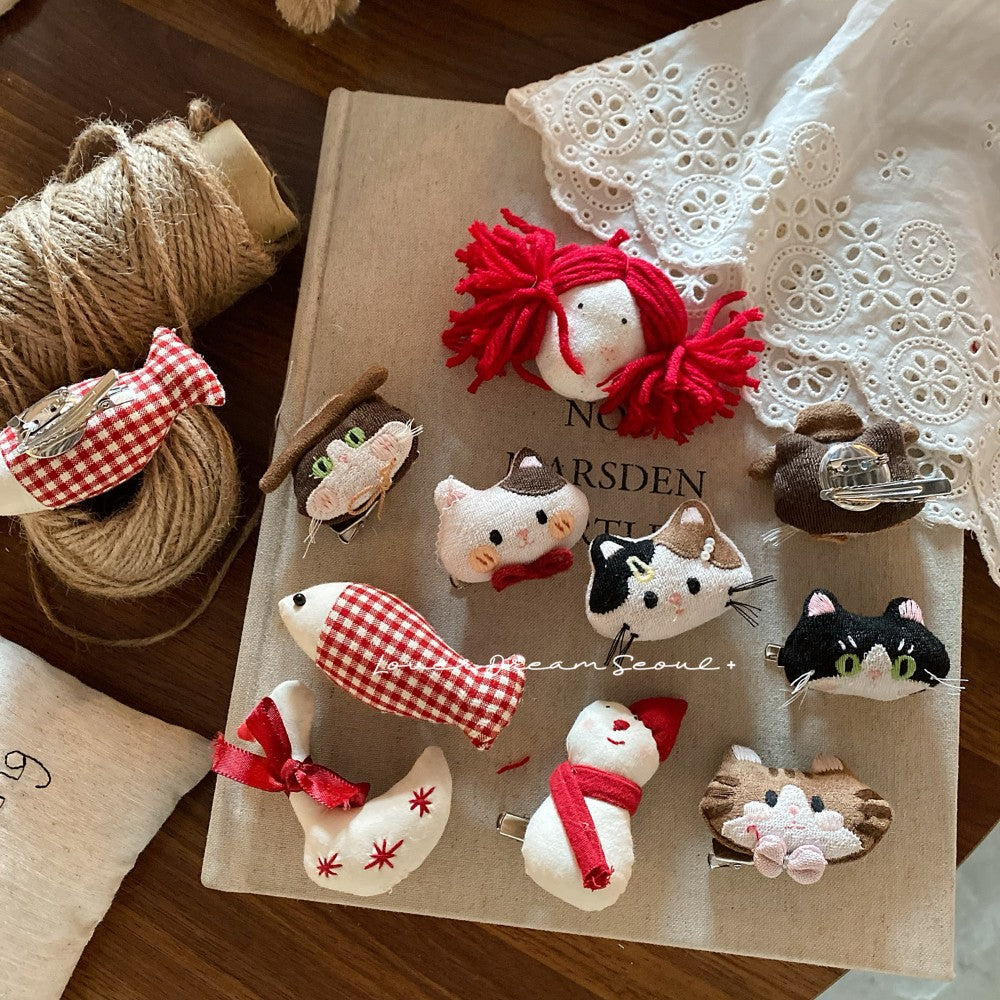 Korean Ins Style Handmade Fabric Cat Girl Brooch Hair Clip Dual-Use Accessory