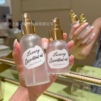 Frosted PET Spray Bottle with Gold Aluminum Fine Mist Sprayer for Essential Oils and Perfumes