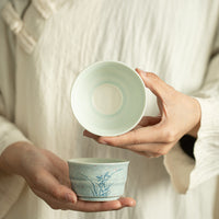 Jingdezhen Soda-Fired Hand-Painted Snow Orchid Tea Strainer Set with Base Ceramic Tea Accessory