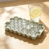 8-Grid Silicone Ice Cube Tray Large Whiskey Ice Mold Home Ice Maker Food Grade Square Complementary Food Box with Lid