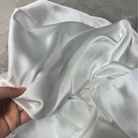 Satin Chiffon White Printed Fabric with Pearl Luster for Scarves and Pajamas