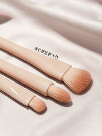 Portable Mini Makeup Brush Set - 4-in-1/5-in-1 Blush, Eyeshadow, Lip, Concealer Brushes with Soft Synthetic Bristles